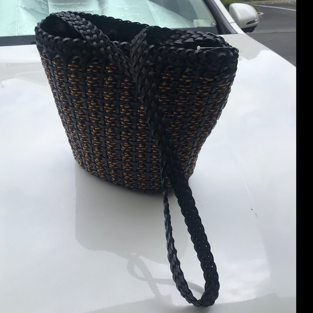 Leather Alfredo Versace bag. New and really unique!